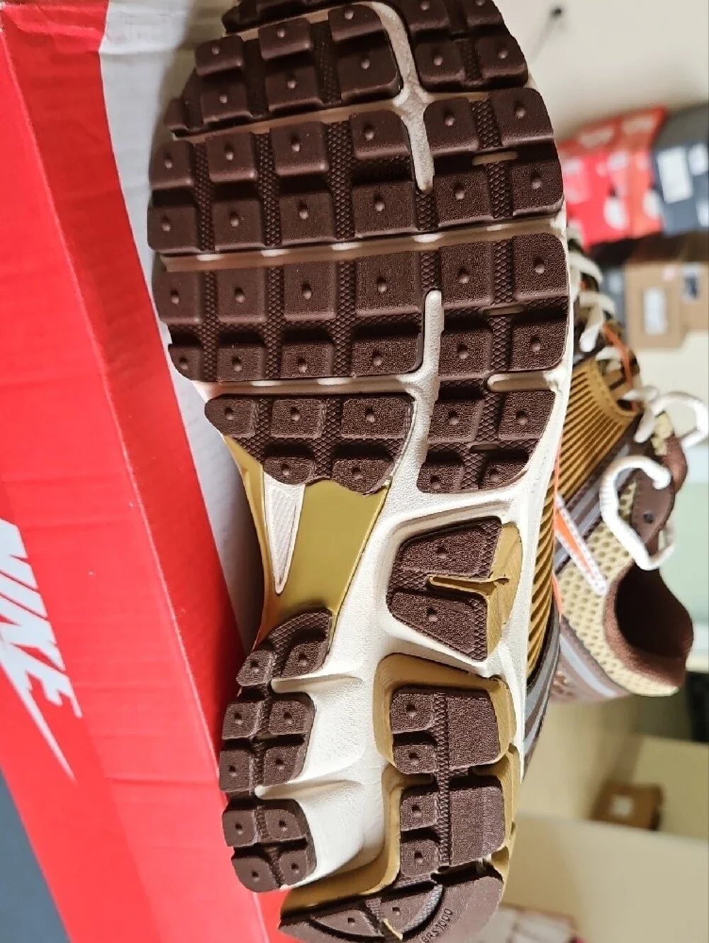 Nike Men’s Brown, Tan & Orange Mesh Running Sneakers